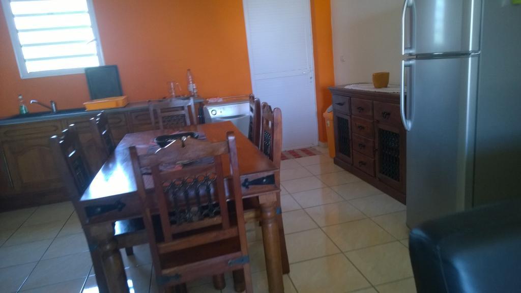 Les Bungalows Du Mont-Auban Sainte-Clotilde エクステリア 写真