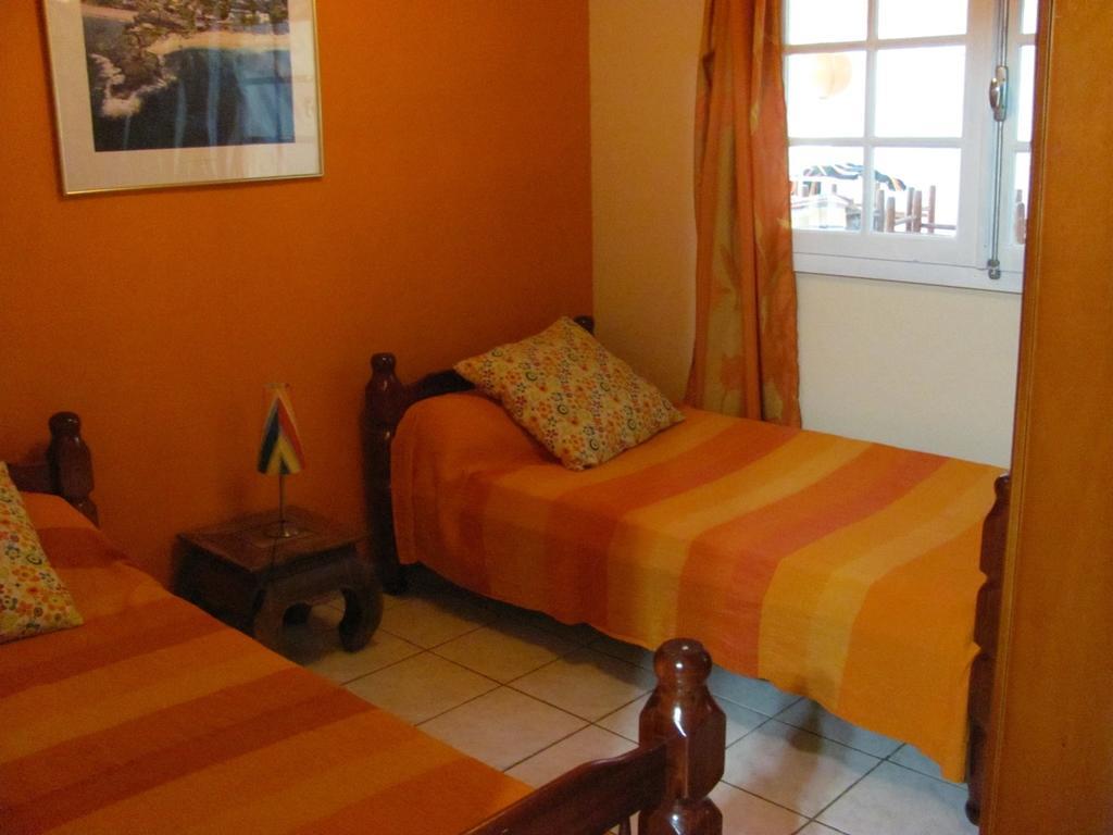 Les Bungalows Du Mont-Auban Sainte-Clotilde エクステリア 写真