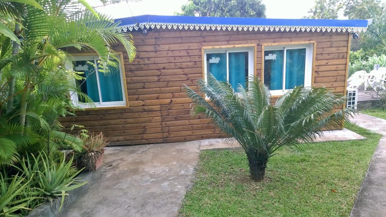 Les Bungalows Du Mont-Auban Sainte-Clotilde エクステリア 写真