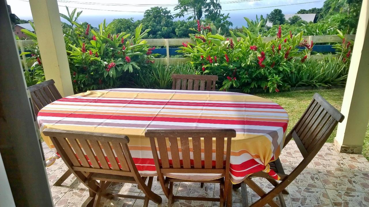 Les Bungalows Du Mont-Auban Sainte-Clotilde エクステリア 写真